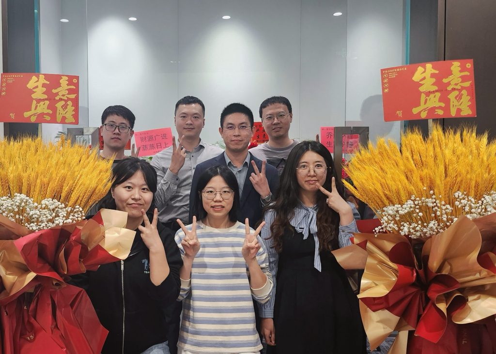 佛山办事处人员合照